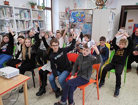 Hrrr na ně!, zdroj: Městská knihovna v Českém Krumlově, foto: Městská knihovna v Českém Krumlově (10/14)