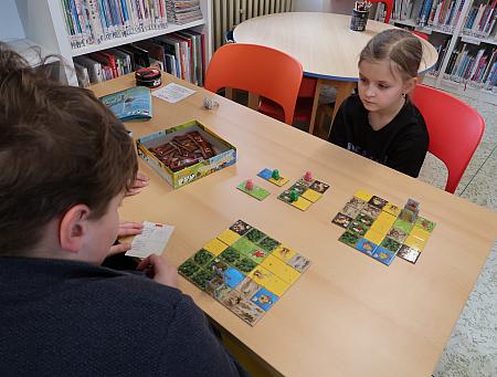 Deskovky & chill v knihovně, zdroj: Městská knihovna v Českém Krumlově, foto: Městská knihovna v Českém Krumlově (5/13)