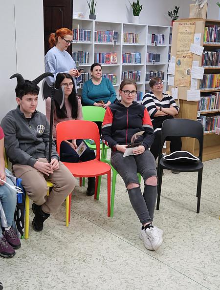 Masopust se ZŠ Kaplická, zdroj: Městská knihovna v Českém Krumlově, foto: Městská knihovna v Českém Krumlově (20/30)