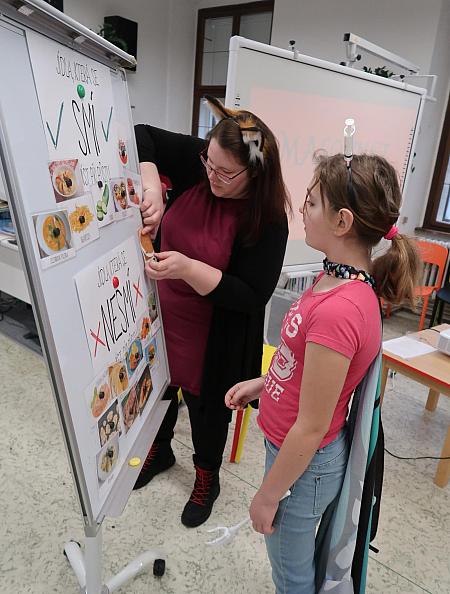 Masopust se ZŠ Kaplická, zdroj: Městská knihovna v Českém Krumlově, foto: Městská knihovna v Českém Krumlově (22/30)