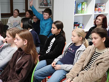 Superhrdinové z 5.A ZŠ Linecká, zdroj: Městská knihovna v Českém Krumlově, foto: Městská knihovna v Českém Krumlově (4/13)