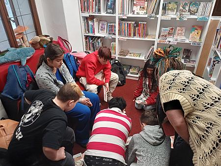 Staré pověsti české se ZŠ Větřní, zdroj: Městská knihovna v Českém Krumlově, foto: Městská knihovna v Českém Krumlově (3/14)