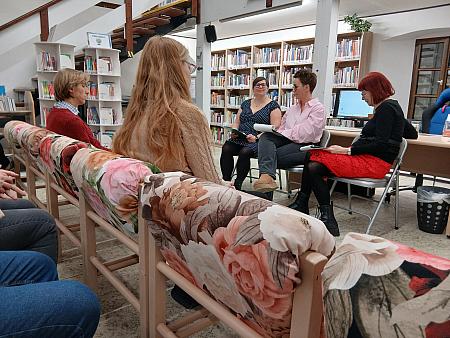 Šumavské vyprávění v knihovně: Radost i nostalgie, zdroj: Městská knihovna v Českém Krumlově, foto: Městská knihovna v Českém Krumlově (4/7)