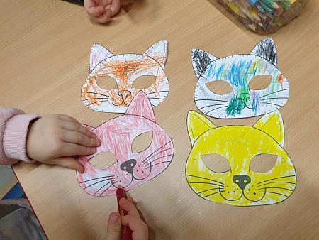 DS Barborka poprvé na návštěvě v knihovně, zdroj: Městská knihovna v Českém Krumlově, foto: Městská knihovna v Českém Krumlově (1/23)