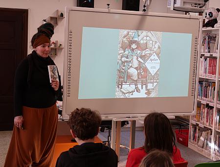 Svět japonské mangy se otevřel pro 7.B ze ZŠ Linecká, zdroj: Městská knihovna v Českém Krumlově, foto: Městská knihovna v Českém Krumlově (18/20)