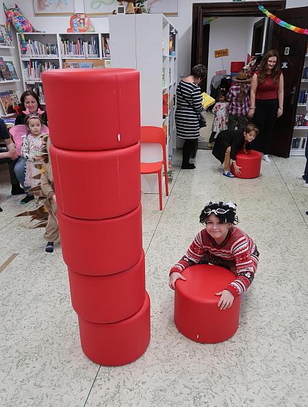 Masopustní rej v knihovně, zdroj: Městská knihovna v Českém Krumlově, foto: Městská knihovna v Českém Krumlově (17/47)