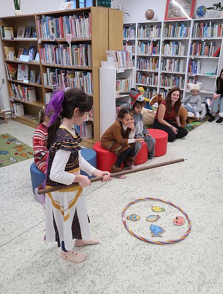 Masopustní rej v knihovně, zdroj: Městská knihovna v Českém Krumlově, foto: Městská knihovna v Českém Krumlově (31/47)