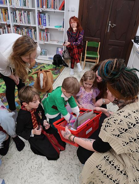 Masopustní rej v knihovně, zdroj: Městská knihovna v Českém Krumlově, foto: Městská knihovna v Českém Krumlově (43/47)
