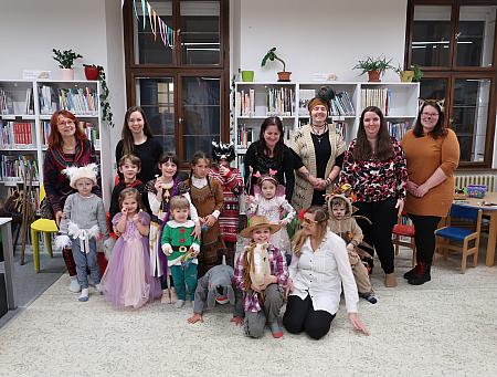 Masopustní rej v knihovně, zdroj: Městská knihovna v Českém Krumlově, foto: Městská knihovna v Českém Krumlově (46/47)