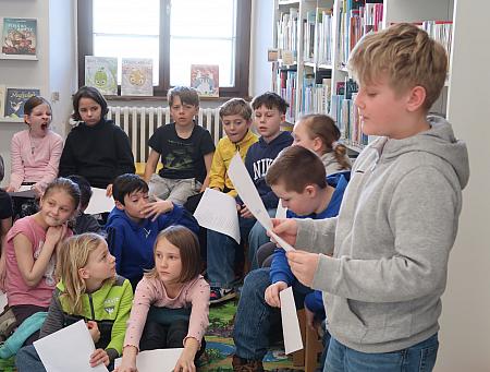Školní kolo recitační soutěže 2026, zdroj: Městská knihovna v Českém Krumlově, foto: Městská knihovna v Českém Krumlově (26/35)