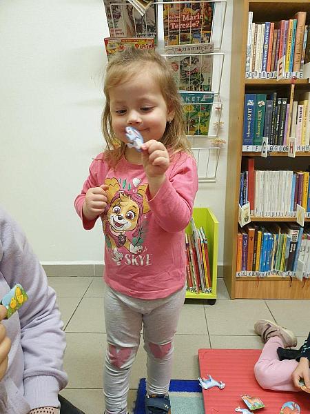 Jarní návštěva z RC Krumlík na pobočce Mír, zdroj: Městská knihovna v Českém Krumlově, foto: Městská knihovna v Českém Krumlově (3/18)