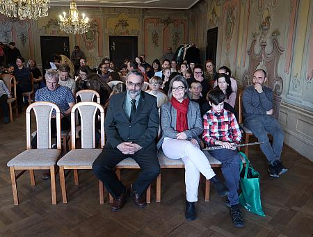 Slavnostní vyhlášení výsledků výtvarné soutěže Lesy a příroda kolem nás 2026, zdroj: Městská knihovna v Českém Krumlově, foto: Městská knihovna v Českém Krumlově (2/62)