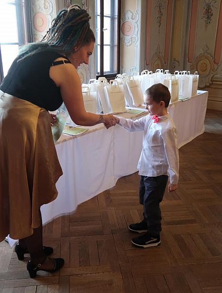 Slavnostní vyhlášení výsledků výtvarné soutěže Lesy a příroda kolem nás 2026, zdroj: Městská knihovna v Českém Krumlově, foto: Městská knihovna v Českém Krumlově (11/62)