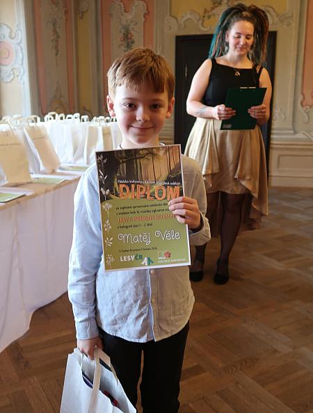 Slavnostní vyhlášení výsledků výtvarné soutěže Lesy a příroda kolem nás 2026, zdroj: Městská knihovna v Českém Krumlově, foto: Městská knihovna v Českém Krumlově (17/62)