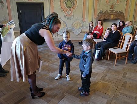 Slavnostní vyhlášení výsledků výtvarné soutěže Lesy a příroda kolem nás 2026, zdroj: Městská knihovna v Českém Krumlově, foto: Městská knihovna v Českém Krumlově (40/62)