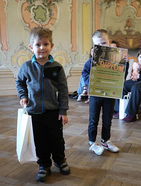 Slavnostní vyhlášení výsledků výtvarné soutěže Lesy a příroda kolem nás 2026, zdroj: Městská knihovna v Českém Krumlově, foto: Městská knihovna v Českém Krumlově (42/62)