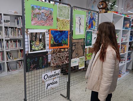 Slavnostní vyhlášení výsledků výtvarné soutěže Lesy a příroda kolem nás 2026, zdroj: Městská knihovna v Českém Krumlově, foto: Městská knihovna v Českém Krumlově (53/62)