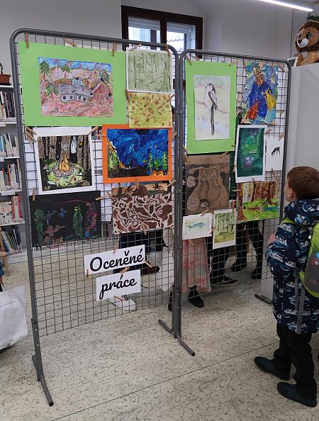 Slavnostní vyhlášení výsledků výtvarné soutěže Lesy a příroda kolem nás 2026, zdroj: Městská knihovna v Českém Krumlově, foto: Městská knihovna v Českém Krumlově (55/62)