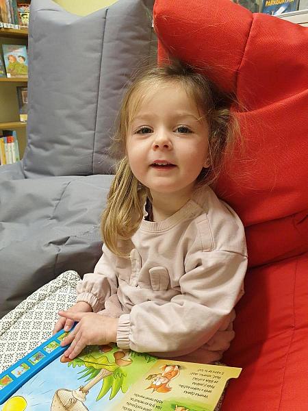 Dubnová návštěva Střapaté smečky na pobočce Mír, zdroj: Městská knihovna v Českém Krumlově, foto: Městská knihovna v Českém Krumlově (10/18)