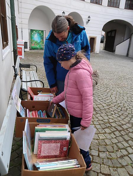 Po stopách velikonočního zajíčka 2026, zdroj: Městská knihovna v Českém Krumlově, foto: Městská knihovna v Českém Krumlově (13/27)