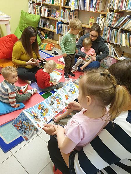 Krumlíčci na pobočce Mír, zdroj: Městská knihovna v Českém Krumlově, foto: Městská knihovna v Českém Krumlově (9/15)