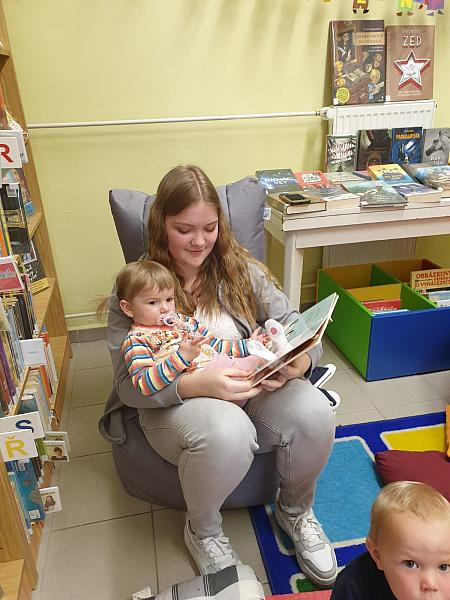 Krumlíčci na pobočce Mír, zdroj: Městská knihovna v Českém Krumlově, foto: Městská knihovna v Českém Krumlově (13/15)