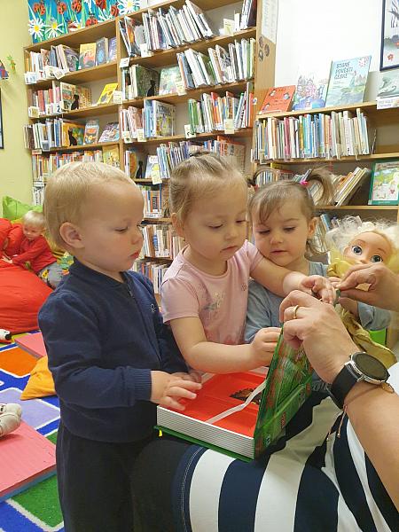 Krumlíčci na pobočce Mír, zdroj: Městská knihovna v Českém Krumlově, foto: Městská knihovna v Českém Krumlově (14/15)