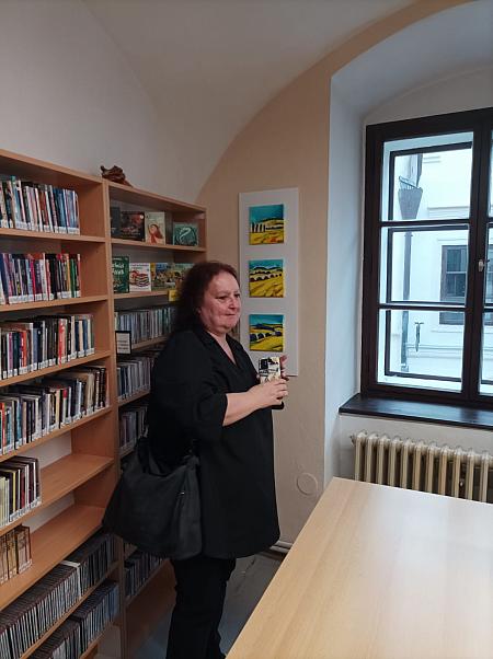 Vernisáž výstavy akrylů Francescy Svátek, zdroj: Městská knihovna v Českém Krumlově, foto: Městská knihovna v Českém Krumlově (14/14)