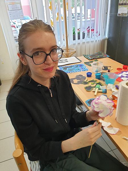 Tvoření ke dni maminek 7. 5. 2026, zdroj: Městská knihovna v Českém Krumlově, foto: Městská knihovna v Českém Krumlově (3/11)