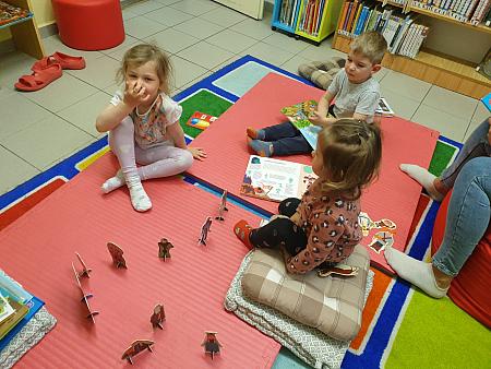 Květnová návštěva Střapaté smečky na Míru, zdroj: Městská knihovna v Českém Krumlově, foto: Městská knihovna v Českém Krumlově (12/12)