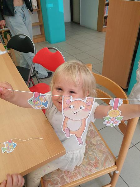 Květnová návštěva Krumlíků na Míru, zdroj: Městská knihovna v Českém Krumlově, foto: Městská knihovna v Českém Krumlově (2/18)