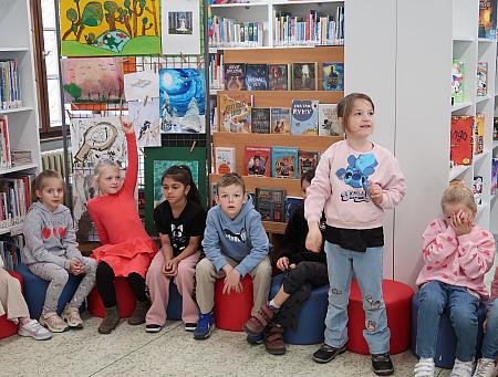 Cesta do knihovny - ZŠ Za Nádražím 1.B 2026, zdroj: Městská knihovna v Českém Krumlově, foto: Městská knihovna v Českém Krumlově (4/15)