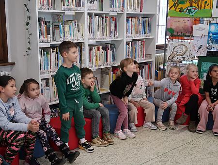 Cesta do knihovny - ZŠ Za Nádražím 1.B 2026, zdroj: Městská knihovna v Českém Krumlově, foto: Městská knihovna v Českém Krumlově (5/15)
