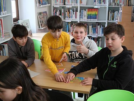 Knihovna plná informací - ZŠ Holubov a ZŠ Chvalšiny 16. 3. 2026, zdroj: Městská knihovna v Českém Krumlově, foto: Městská knihovna v Českém Krumlově (3/39)