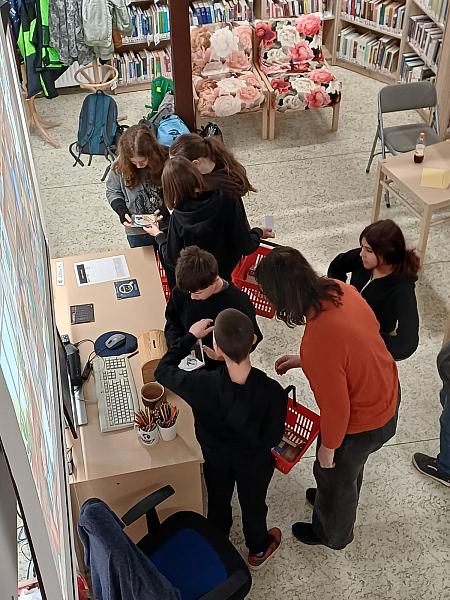 Knihovna plná informací - ZŠ Holubov a ZŠ Chvalšiny 16. 3. 2026, zdroj: Městská knihovna v Českém Krumlově, foto: Městská knihovna v Českém Krumlově (8/39)