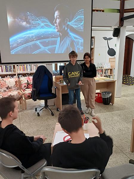 Knihovna plná informací - ZŠ Holubov a ZŠ Chvalšiny 16. 3. 2026, zdroj: Městská knihovna v Českém Krumlově, foto: Městská knihovna v Českém Krumlově (29/39)