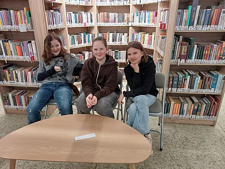 Knihovna plná informací - ZŠ Holubov a ZŠ Chvalšiny 16. 3. 2026, zdroj: Městská knihovna v Českém Krumlově, foto: Městská knihovna v Českém Krumlově (37/39)