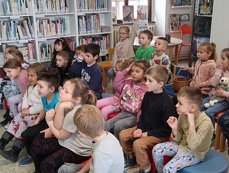 Co se děje v mraveništi? - MŠ Za Nádražím - duben 2026, zdroj: Městská knihovna v Českém Krumlově, foto: Městská knihovna v Českém Krumlově (33/76)