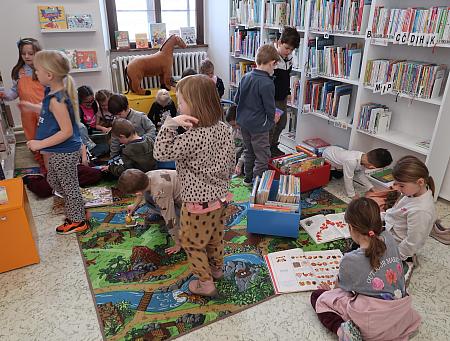 Vítejte v knihovně MŠ Za Nádražím - květen 2026, zdroj: Městská knihovna v Českém Krumlově, foto: Městská knihovna v Českém Krumlově (68/76)