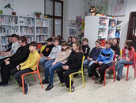 Internetová džungle - 6.A ZŠ Křemže - 16. 4. 2026, zdroj: Městská knihovna v Českém Krumlově, foto: Městská knihovna v Českém Krumlově (1/8)