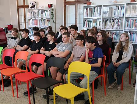 Literatura vs film - Gymnázium Český Krumlov, 4. 6. 206, zdroj: Městská knihovna v Českém Krumlově, foto: Městská knihovna v Českém Krumlově (1/14)