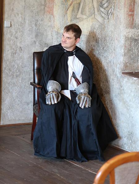 Pasování na čtenáře -  ZŠ Za Nádražím 1.B, 15.6.2026, zdroj: Městská knihovna v Českém Krumlově, foto: Městská knihovna v Českém Krumlově (6/13)