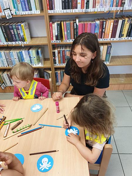 Střapatá prázdninová smečka na pobočce Mír, zdroj: Městská knihovna v Českém Krumlově, foto: Městská knihovna v Českém Krumlově (4/15)