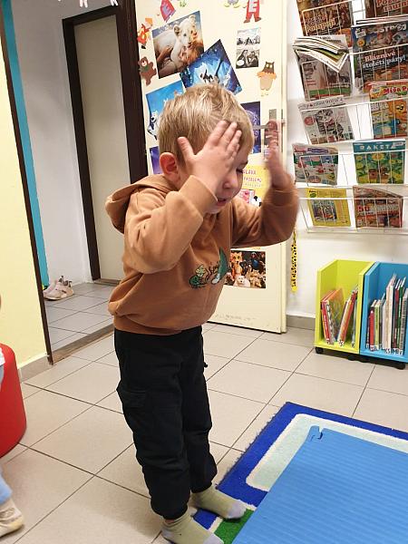 První podzimní návštěva Střapaté smečky na Míru, zdroj: Městská knihovna v Českém Krumlově, foto: Městská knihovna v Českém Krumlově (8/11)